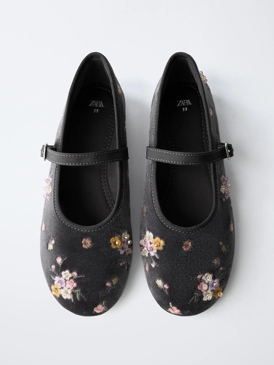 Zara Other - NWT Zara Kids Girls Velvet FLORAL EMBROIDERED BALLET FLATS Shoes Size 4